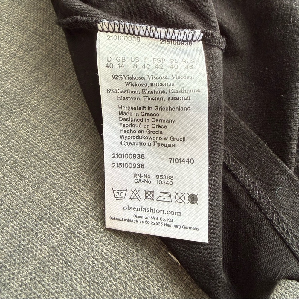 Olsen Europe | women's medium Elegant Black Camisole with Decorative Accent - Picture 4 of 4
